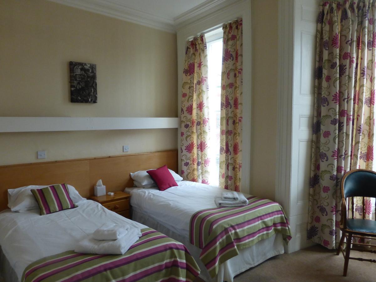 Harry'S Hotel & Restaurant Аберистуит Экстерьер фото