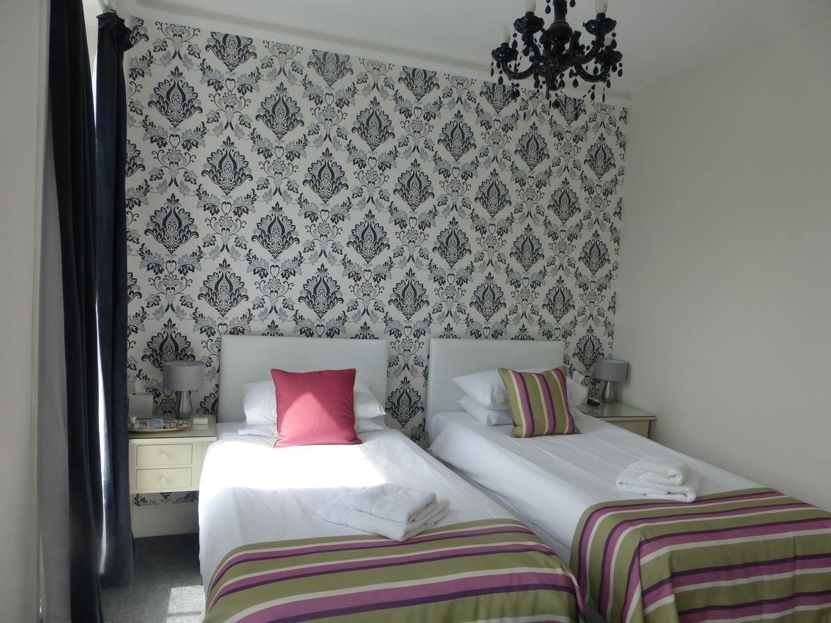 Harry'S Hotel & Restaurant Аберистуит Экстерьер фото