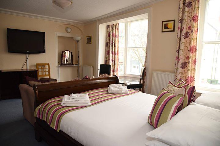 Harry'S Hotel & Restaurant Аберистуит Экстерьер фото